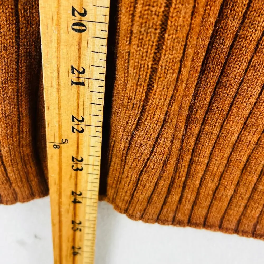 Brooks Brothers 346 Mens Sweater M Rust Orange Ribbed V-Neck Merino Wool Italian